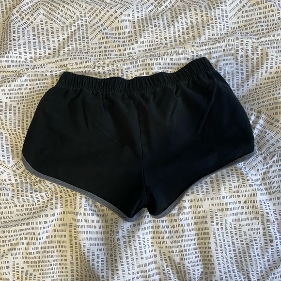 TNA shorts - Picture 2 of 3